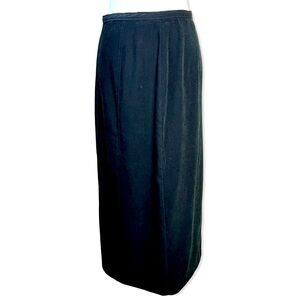 ⭐️LL BEAN Soft Midi Black Pencil Skirt